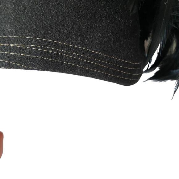 Vintage Bellini Originals Black Doeskin Felt Wool Feather Hat Topstitching USA - Picture 7 of 7